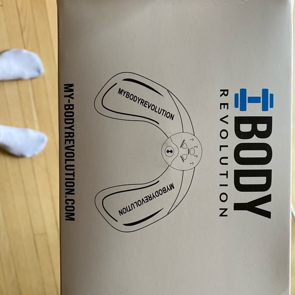 Booty revolution - my body revolution - Picture 4 of 4